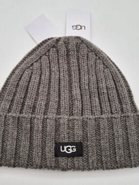 UGG Logo Solid Rib Knit Beanie Hat
